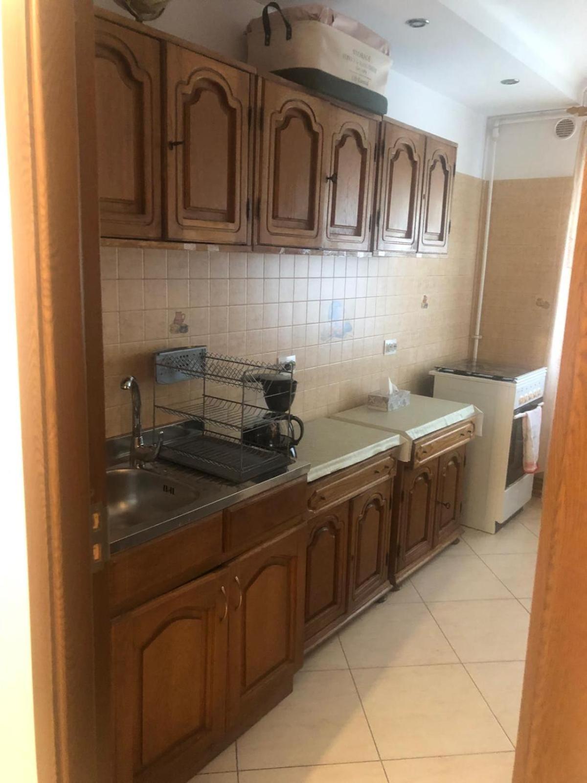 Apartament cu 3 camere la poala Munților Făgăraș Victoria  Exterior foto
