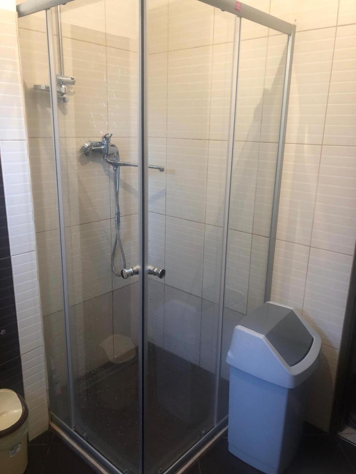 Apartament cu 3 camere la poala Munților Făgăraș Victoria  Exterior foto